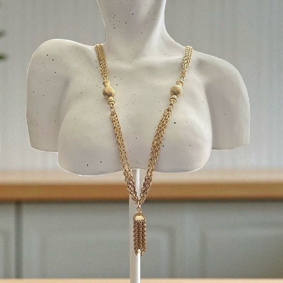 Vintage Gold Tassel Chain Necklace 22 inches - Picture 1 of 7